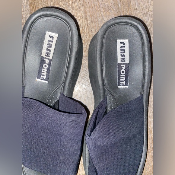 Flashpoint vintage 90’s Y2K platform sandals - Picture 12 of 12